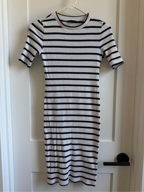 BANANA REPUBLIC Women Striped Ribbed Short-Sleeve Midi Dress